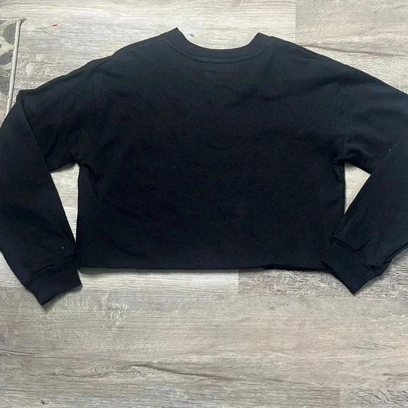 Women’s Pink Floyd black cropped sweatshirt. Size medium - Picture 3 of 3